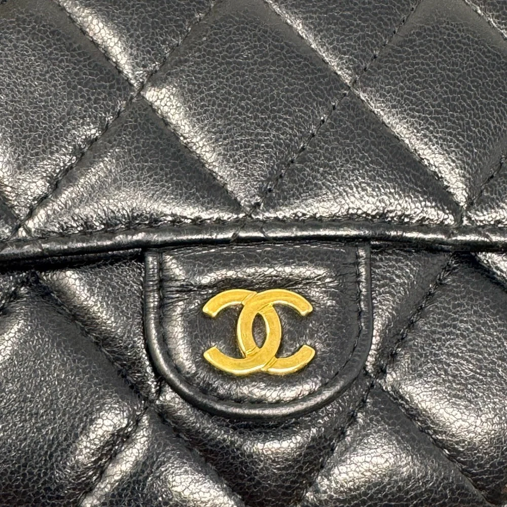 💯Authentic CHANEL Black Quilted Lambskin Classic Flap Continental Wallet